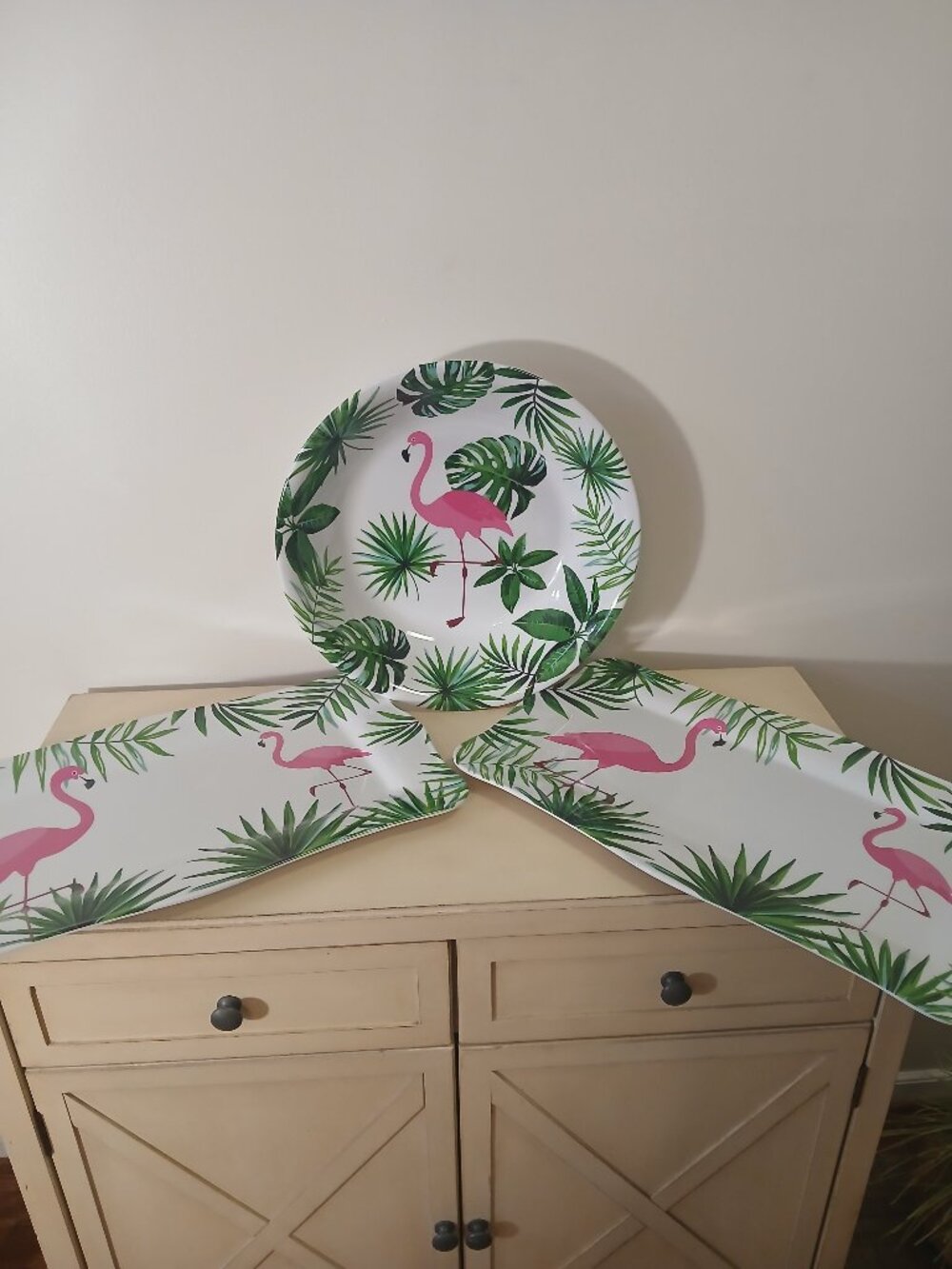 Brand-new melamine Nicole Home Collections serving set